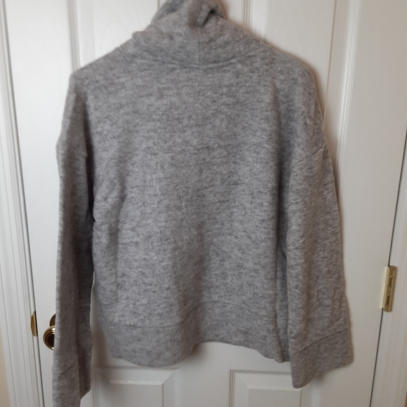 NWT a new day Boxy Long Sleeve Turtleneck Size S - Picture 2 of 8
